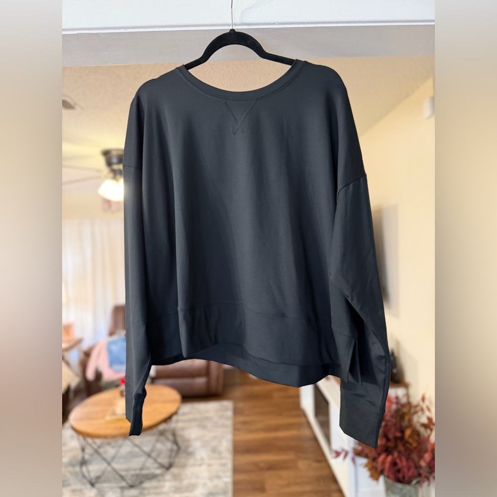 Fabletics Black Long Sleeve Pullover Top